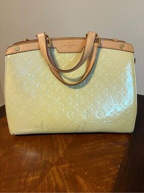 Louis Vuitton Cream Vernis Alma with Natural Trim